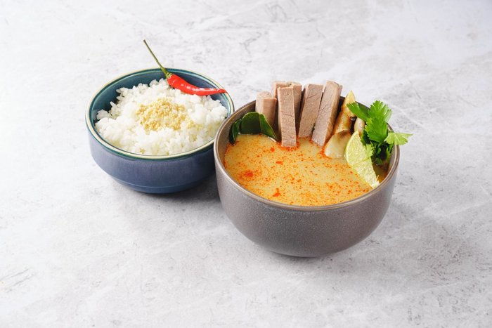 Том-ям "Ныа" с телятиной