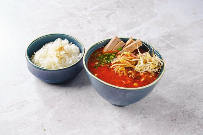 Юккедян острый