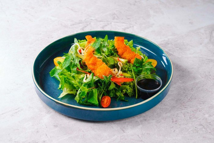 Салат "Khan-pokki" с чикен темпура