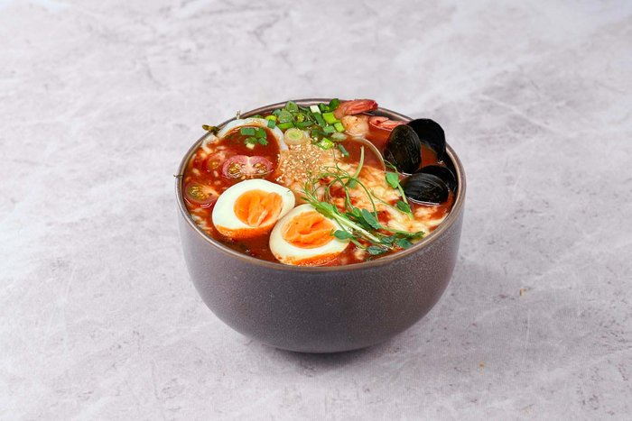 Корейский острый Ramen c морепродуктами